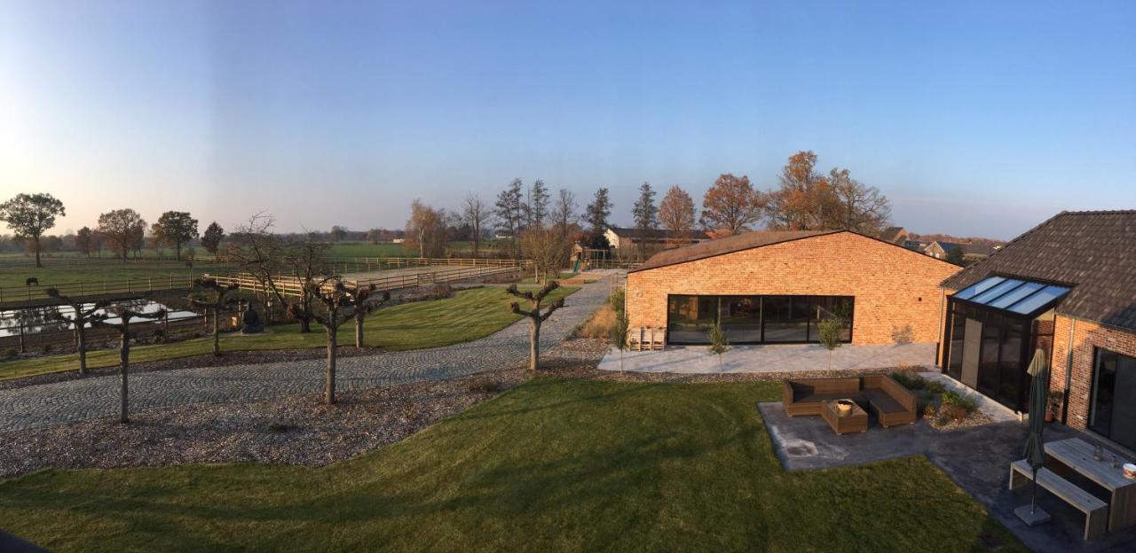 De Worfthoeve Bed & Breakfast Geel Exterior photo